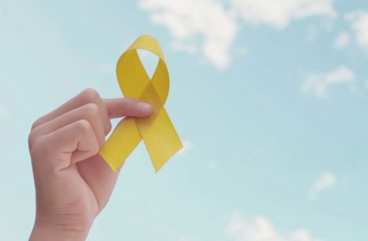 Lazo amarillo de prevención del suicidio